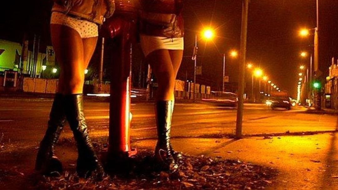 Prostitutes  Cinco Saltos